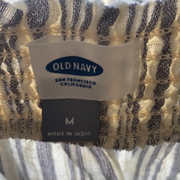 Old navy striped tank top - Picture 4 of 4